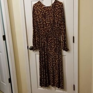 💎H&M LEOPARD CHIFFON DRESS💎